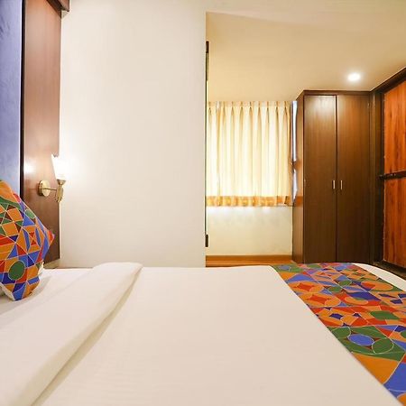 Hotel Rio Мумбаи Экстерьер фото